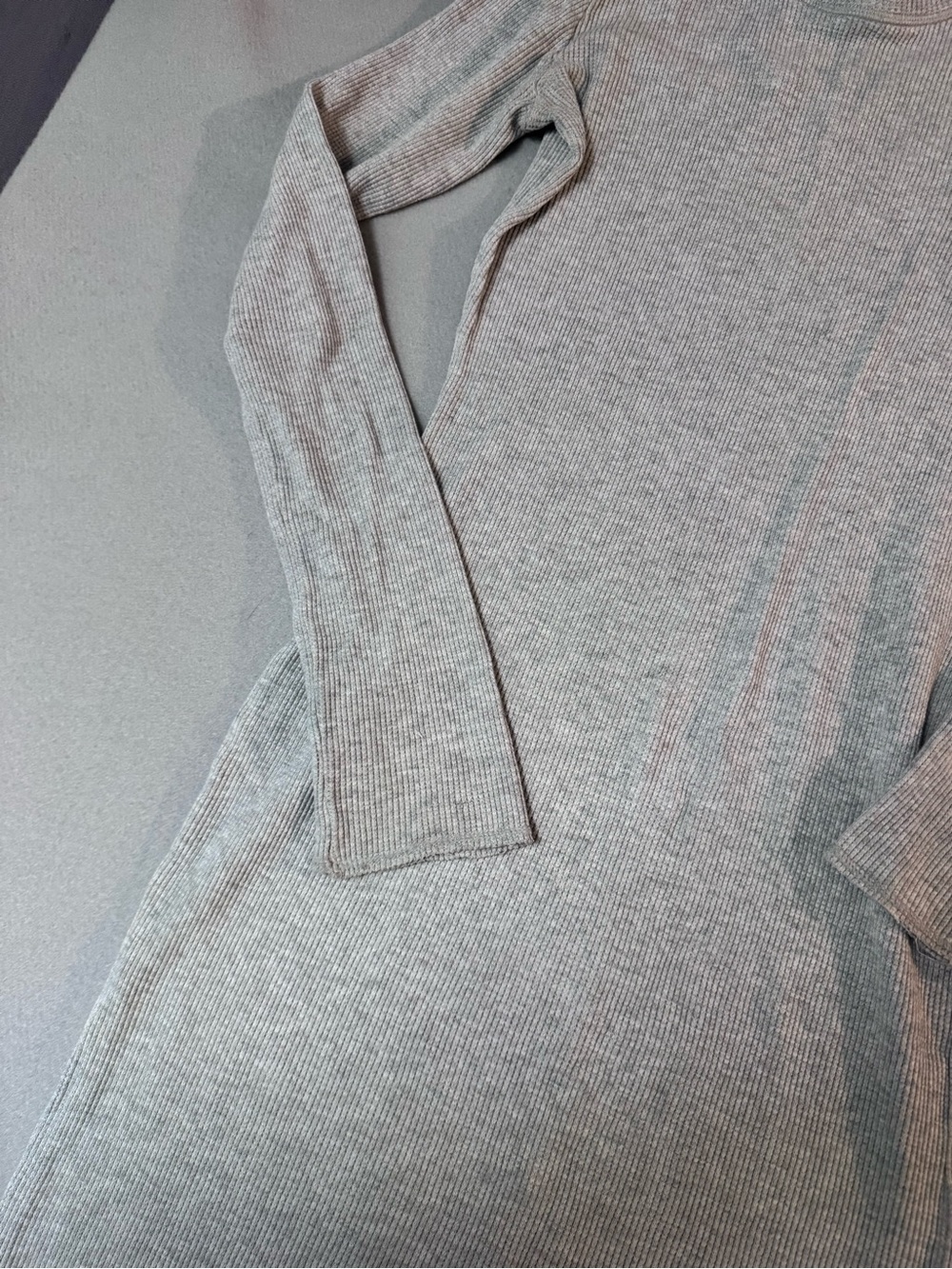 SKIMS Light Gray Ribbed Long Sleeve Maxi Dress - Picture 4 of 6